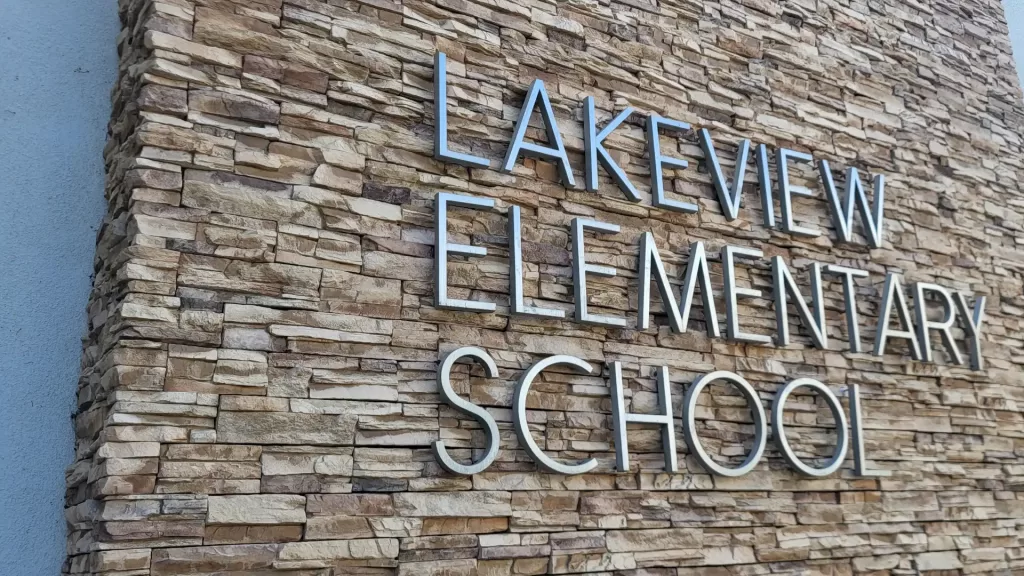 Lakeview Elementary School